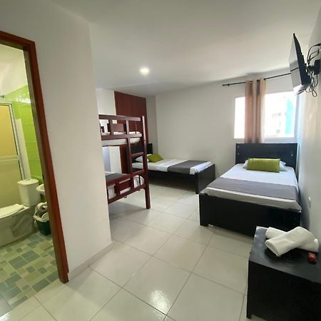 Ayenda Hotel Coral ซันตามาร์ตา ภายนอก รูปภาพ
