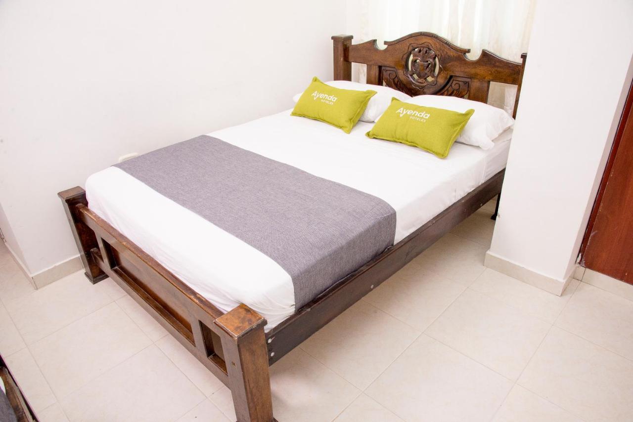 Ayenda Hotel Coral ซันตามาร์ตา ภายนอก รูปภาพ