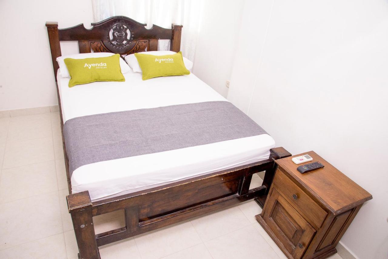 Ayenda Hotel Coral ซันตามาร์ตา ภายนอก รูปภาพ