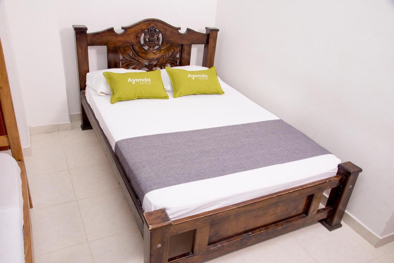 Ayenda Hotel Coral ซันตามาร์ตา ภายนอก รูปภาพ
